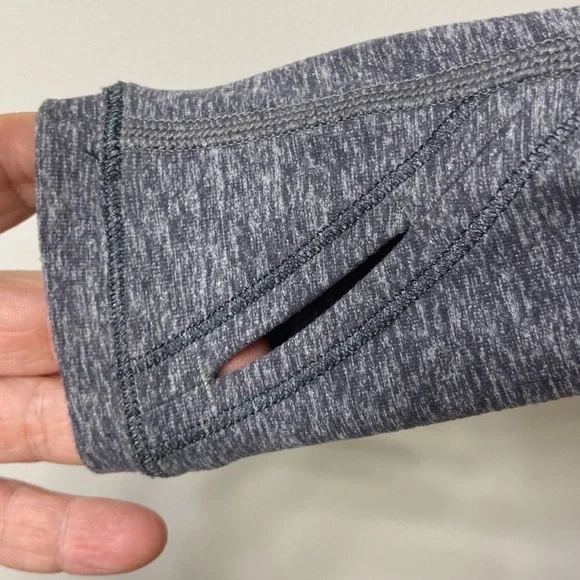 Ivivva by Lululemon Four Count shrug wrap in heather grey size 12 EUC - Picture 2 of 5